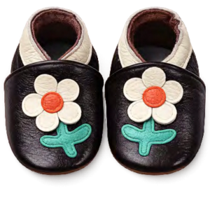 White & Green Daisy